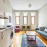 Pin Exclusive 1 Bd Taksim A3 Istanbul